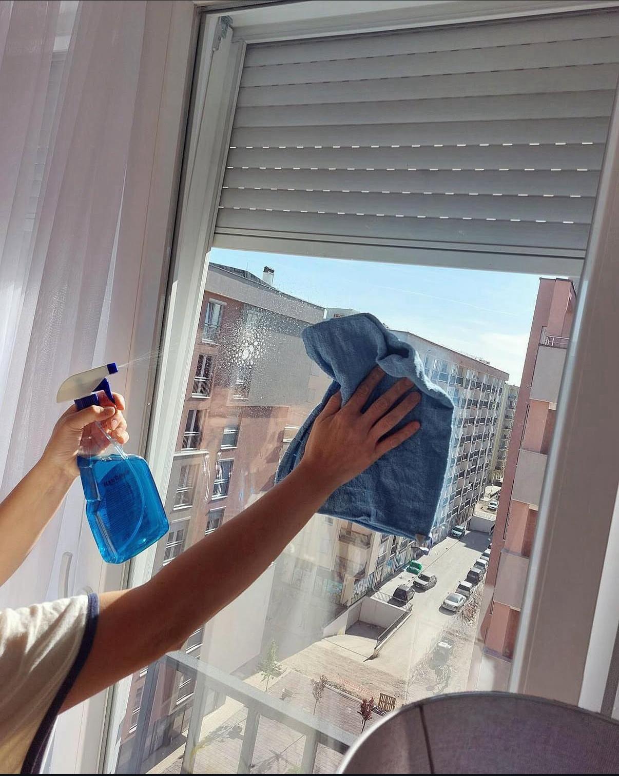 Maschinelle Grundreinigung eines Bodens